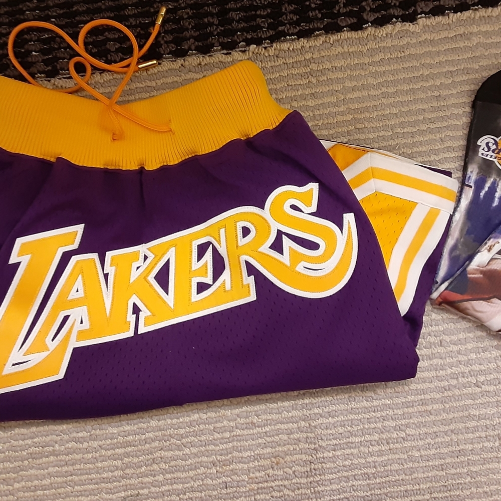 Mitchell & Ness JUST DON SHORTS  LOS ANGELES LAKERS ROAD 1996